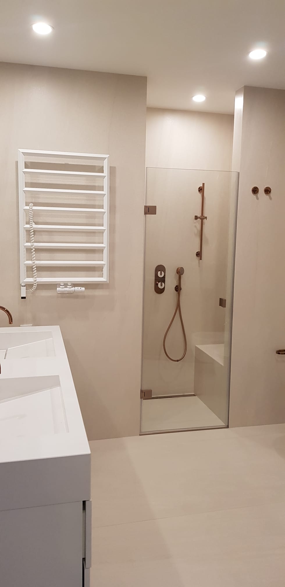 Wykończenie łazienki pod klucz - AiM Remonty Śląsk